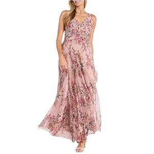 R & M Richards Sleeveless Floral Evening Gown Dress Women’s Size 6 Peach Coral